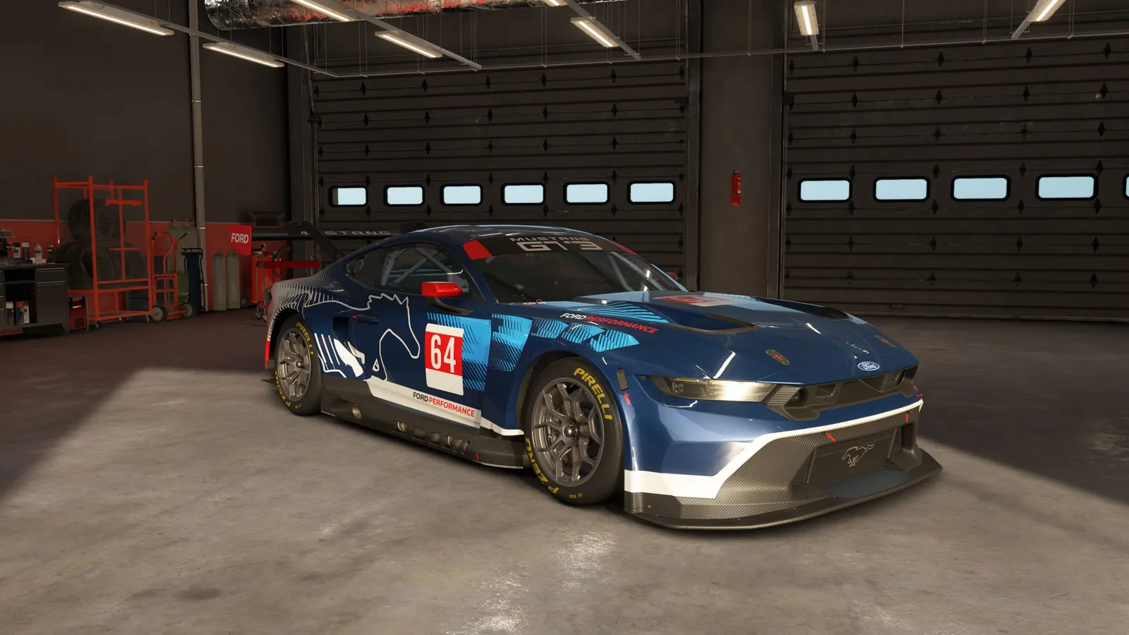 차고에 선 포드 머스탱 GT3