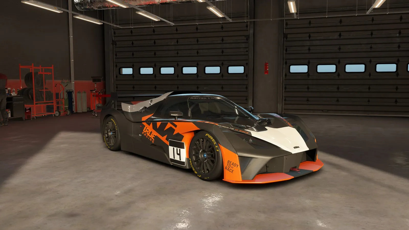 차고에 선 KTM X-Bow GT4 #14
